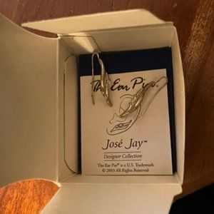 BEAUTIFUL STERLING SILVER EAR PINS JOSE JAY COLLECTION